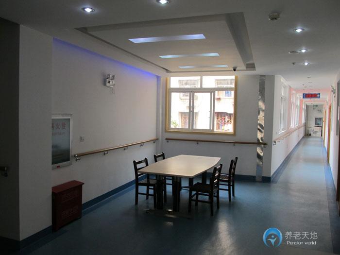 江漢區富豪社區舒美養老院