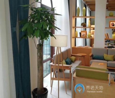杭州桃李春風暖心窩頤養之家