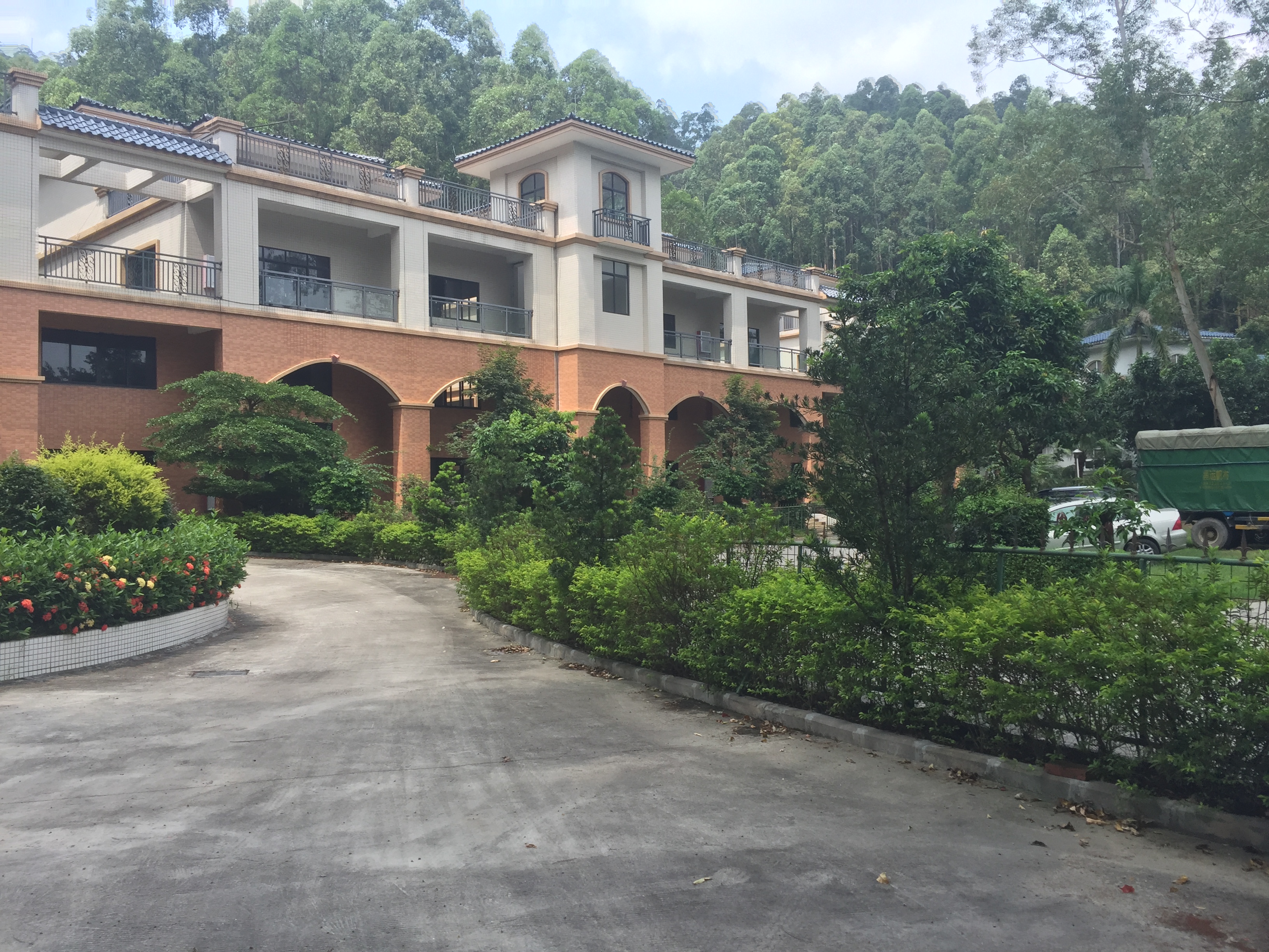 江門市圭峰山峰景養老中心