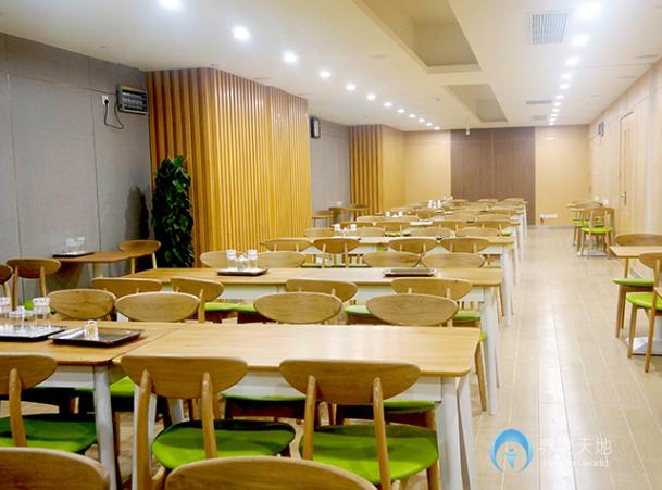 上海愛以德高平護(hù)理院