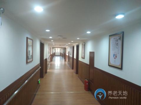 威海市文登區玉嶺山莊養老院