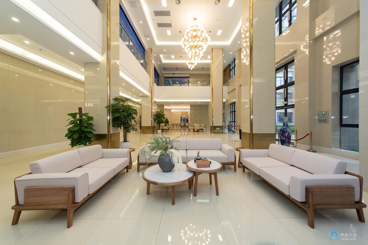 成都長江紫東康養服務中心