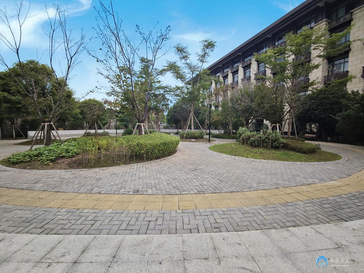 重慶國投健康長者公寓（沙坪壩區社會福利護養中心）